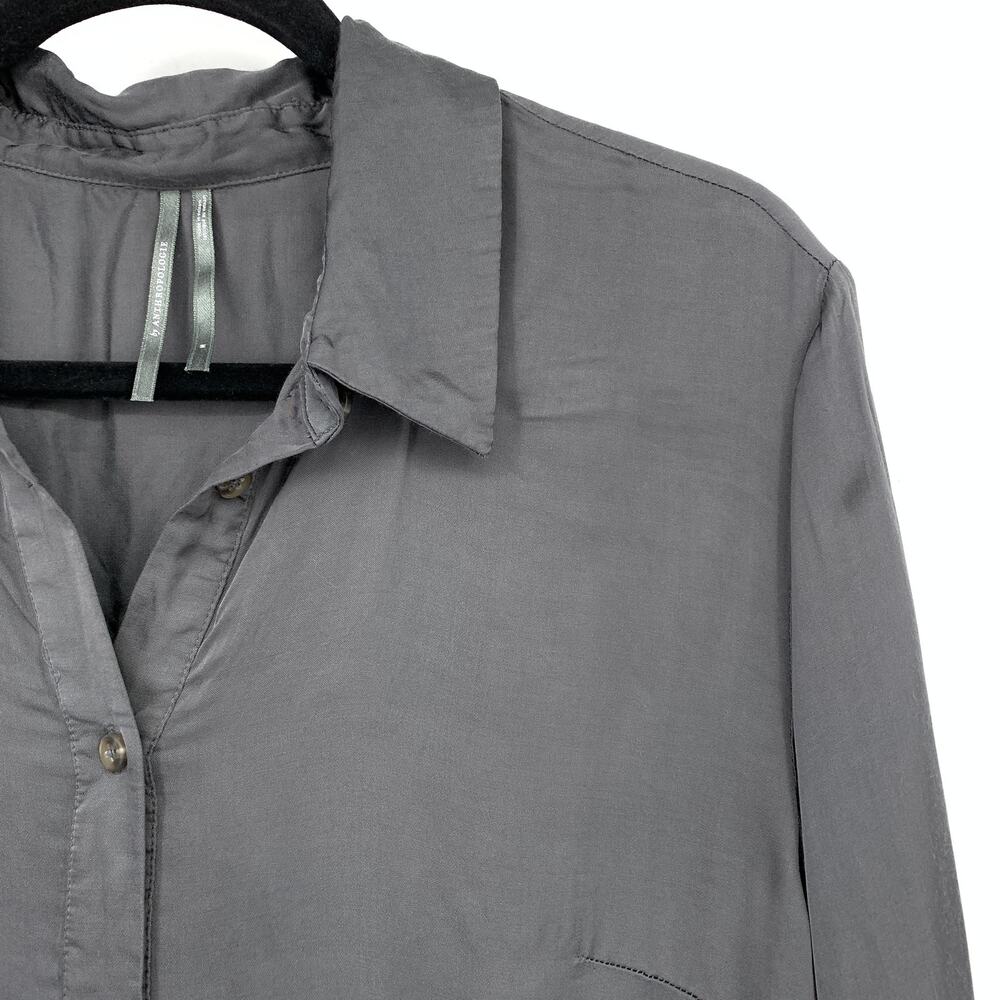 By Anthropologie Satin + Lace Pajama Set Cropped Top W/Shorts Gray Size Medium - Picture 10 of 13